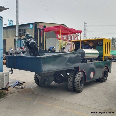 小型路沿石成型機(jī) 澆筑混凝土路邊石成型機(jī) 現(xiàn)澆路面石滑模機(jī)廠家報(bào)價(jià)