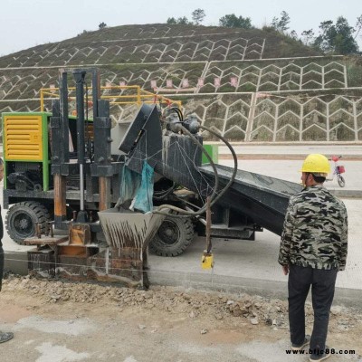 鴻信路沿石攔水帶滑模機 路牙石滑模成型機 混凝土小型路肩成型機