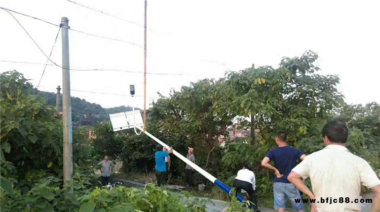 萊蕪庭院燈星河路燈庭院燈價格太陽能庭院燈造型定制源頭工廠實力商家