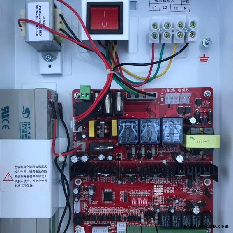 防火門，防火卷閘門，防火平開門，防火鋼制門，特級防火門，電動門，防火門，防火控制箱設(shè)備，同城免費安裝