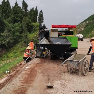 路緣石滑膜成型機 混凝土滑膜成型機 路面滑膜成型機??潤沃G-r1廠家供應 價格優