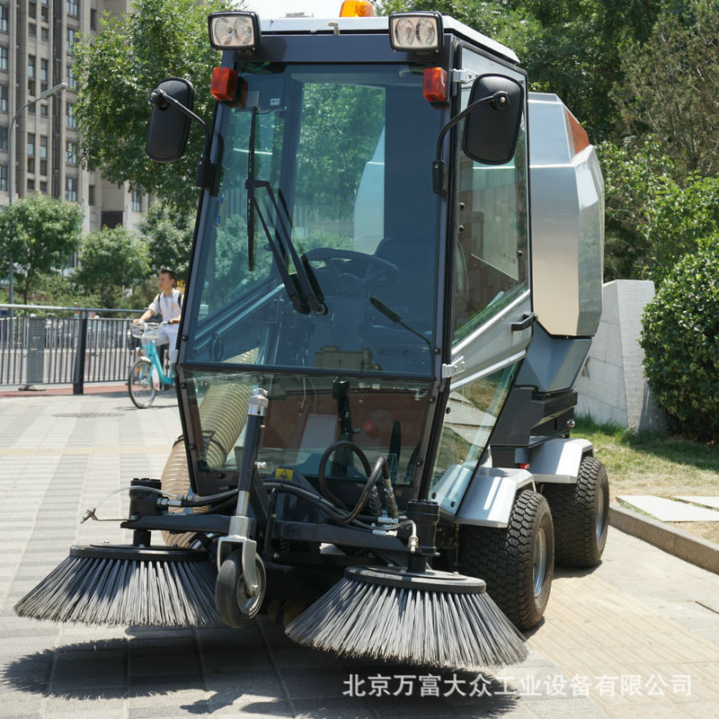 新型環保掃地機 小型環保電動垃圾樹葉清掃車 全封閉式駕駛清掃機示例圖6