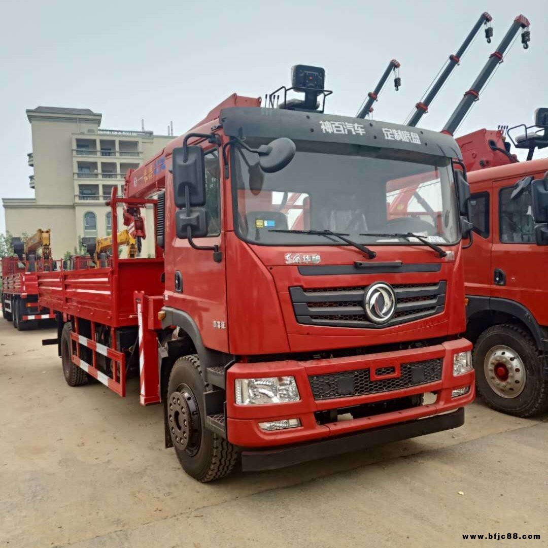 東風T5單橋徐工10噸隨車吊，10噸4節臂吊機，徐工隨車吊